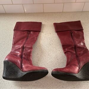 Women's Red Imitation Leather Wedge Boots, Size 7 1/2M